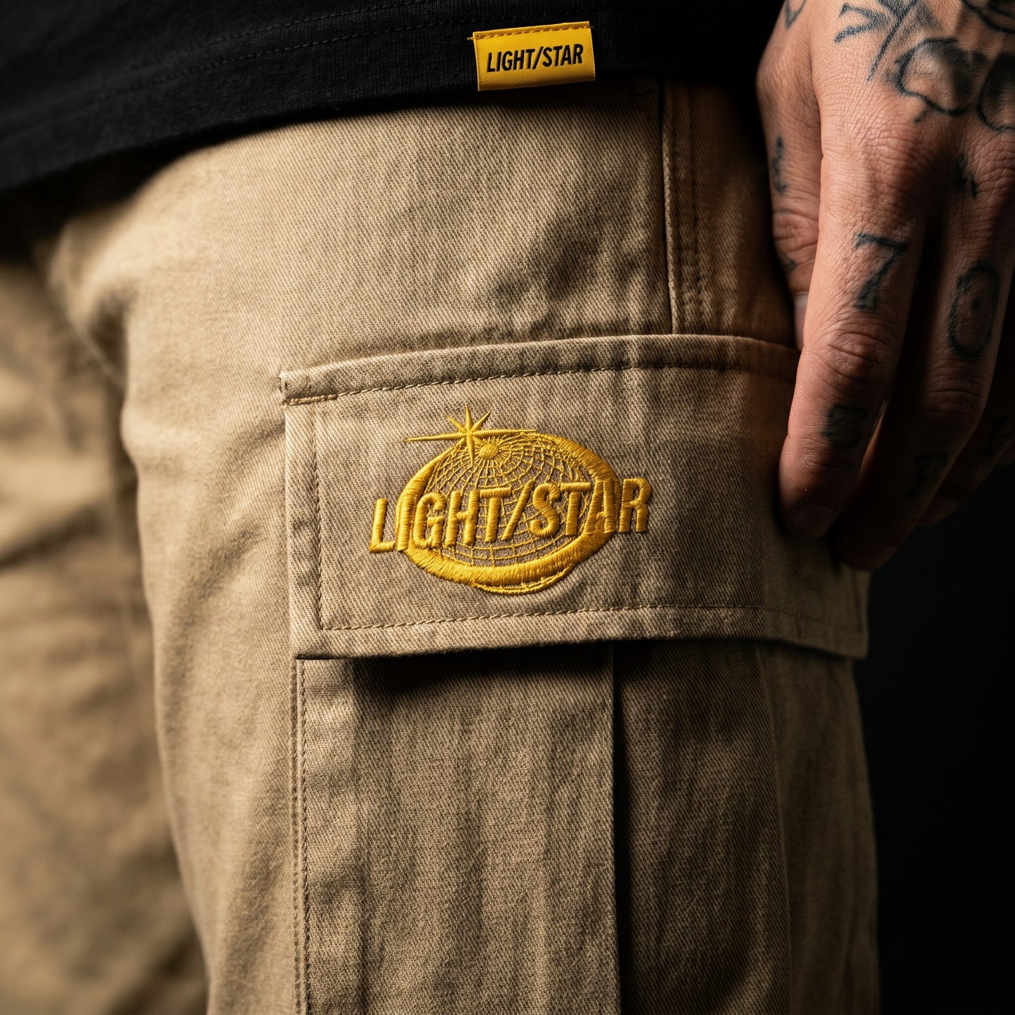 Cuffed Cargo Pant Khaki Sand detail