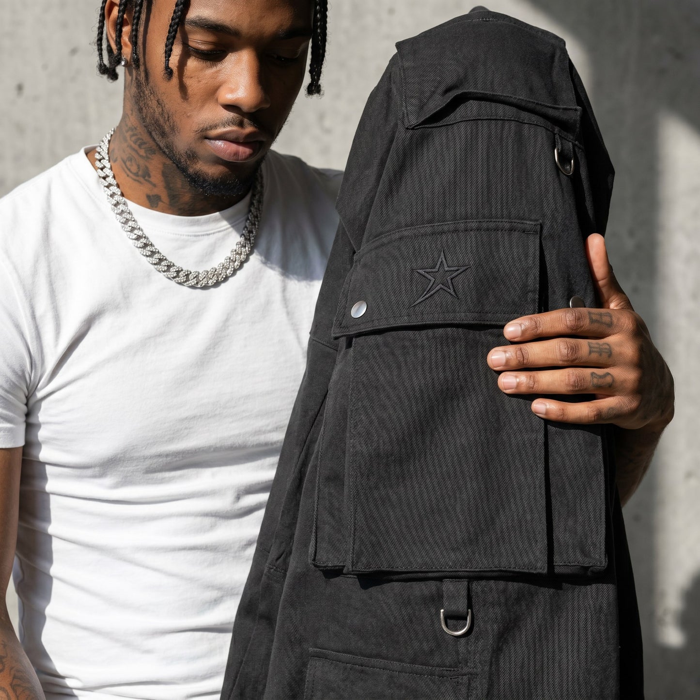Parachute Cargo Charcoal Black detail
