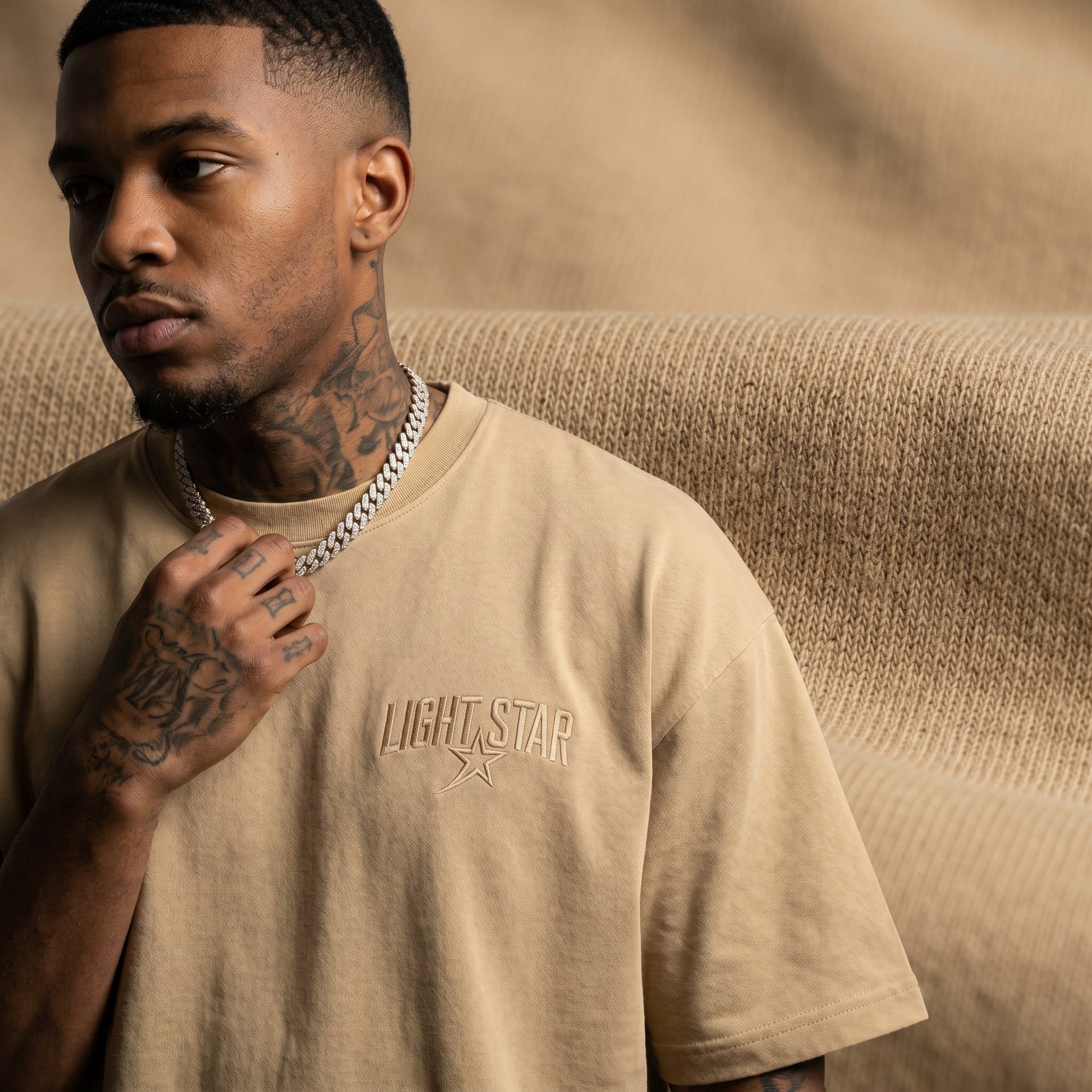 Crew Box Heavy Tee Desert Sand detail
