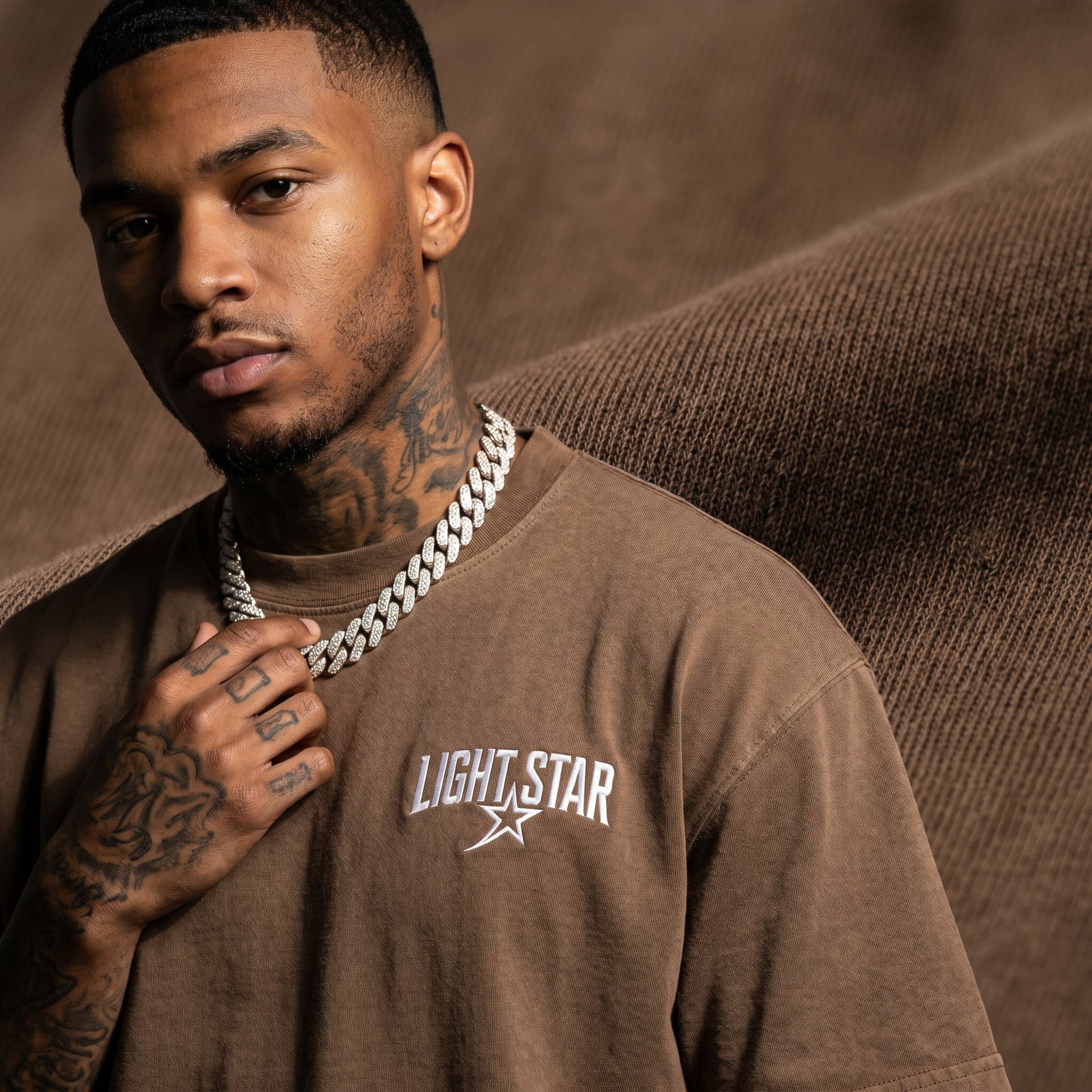 Crew Box Heavy Tee Faded Brown detail