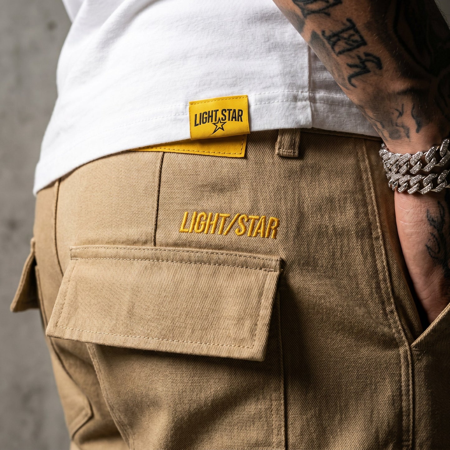 Cuffed Cargo Pant Desert Tan detail
