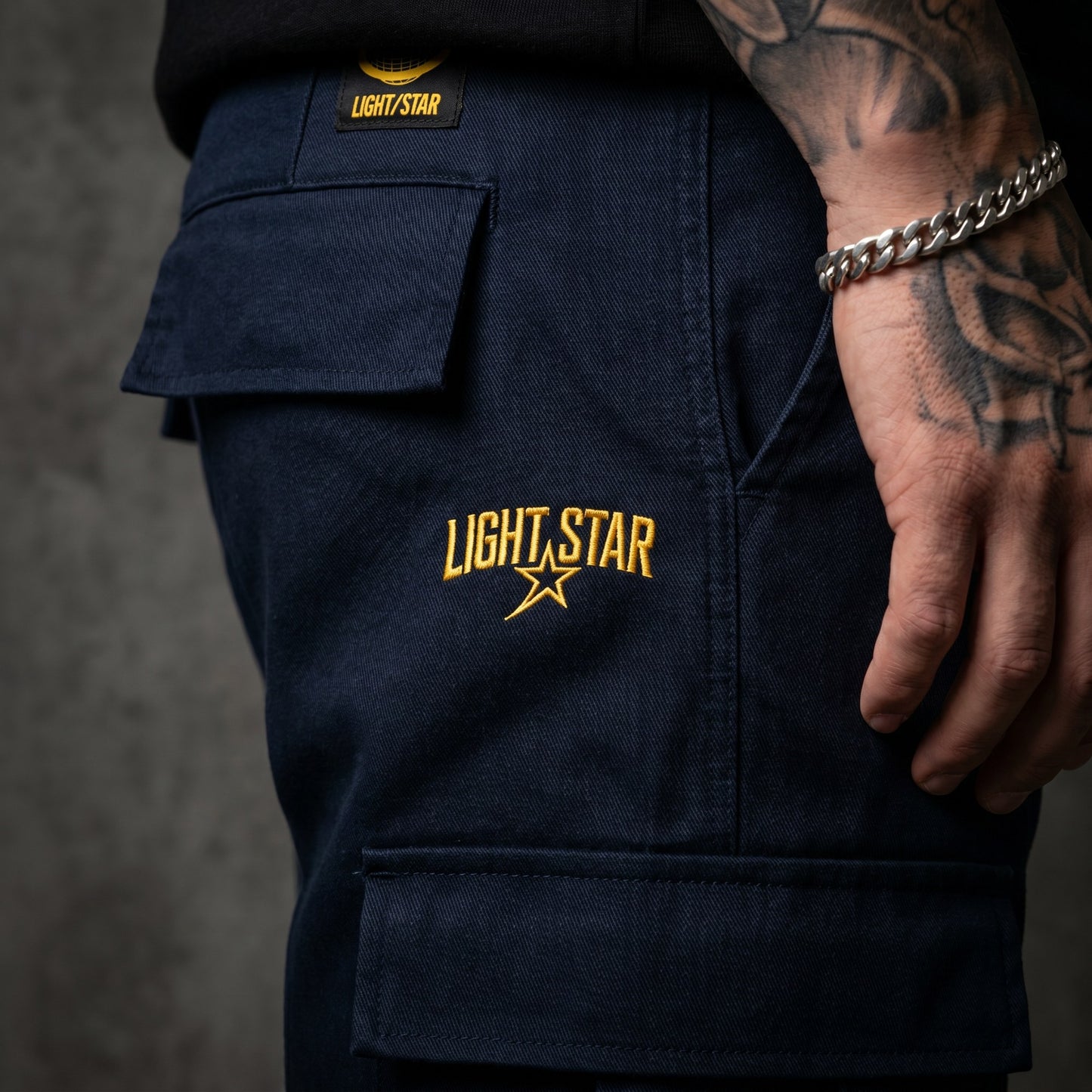 Cuffed Cargo Pant Navy Storm detail