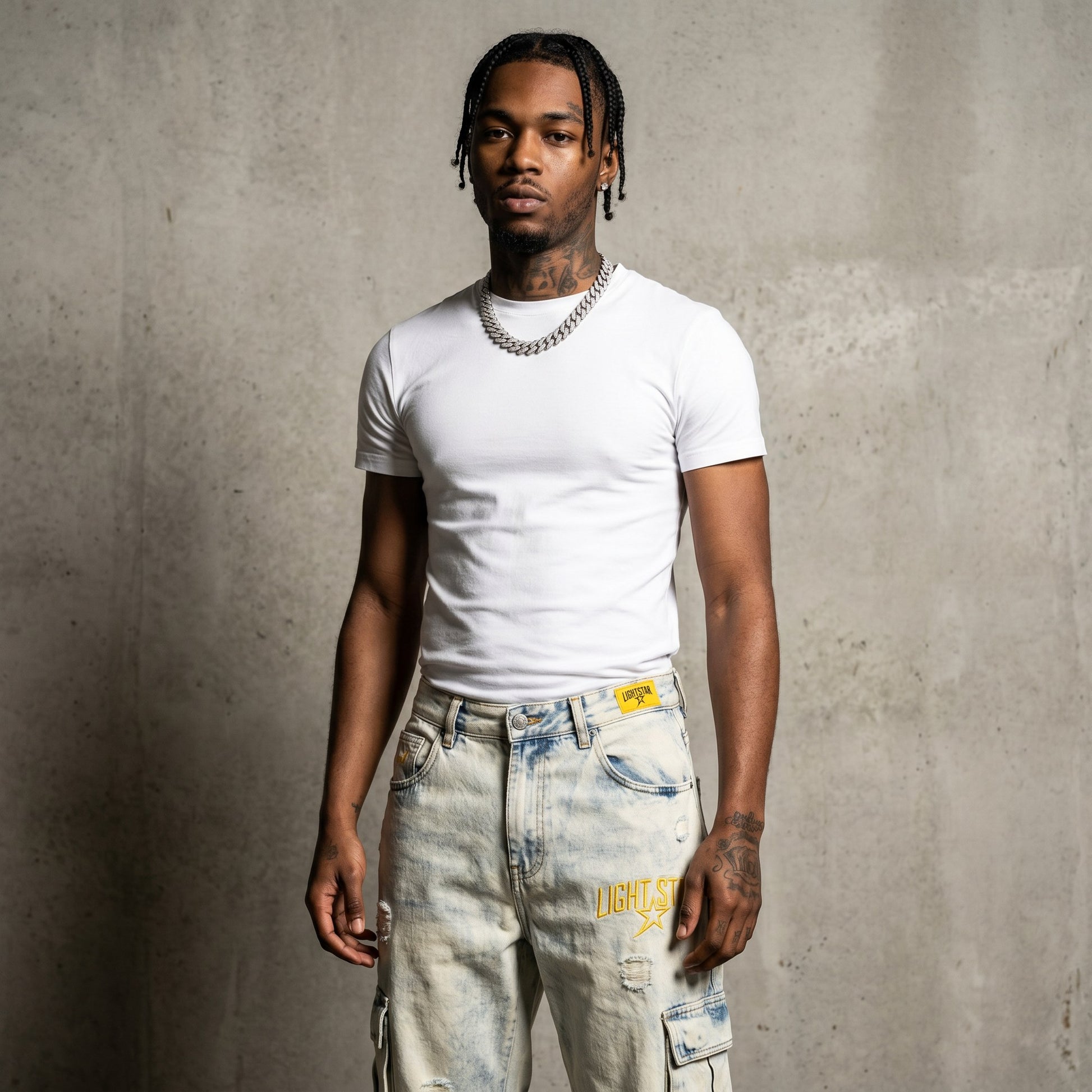 Distressed Baggy Jean Bleach Wash front