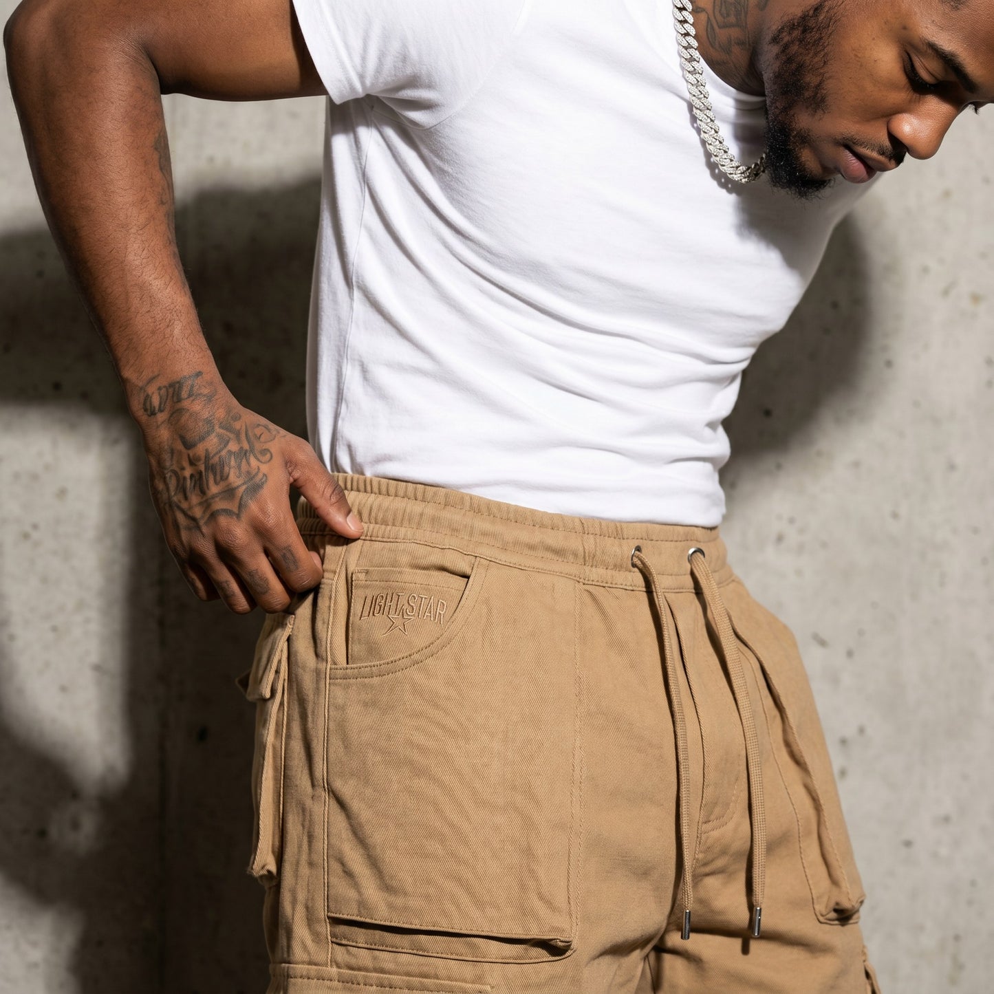 Drawstring Cargo Desert Tan detail