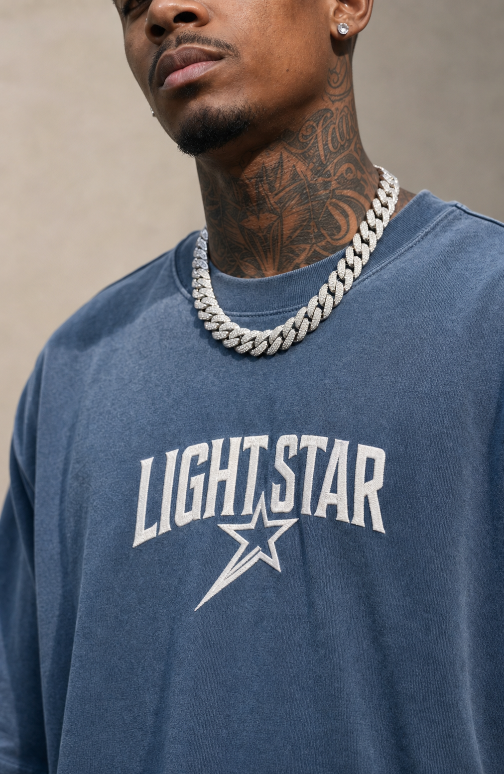 Globe Tee Denim Blue / White detail