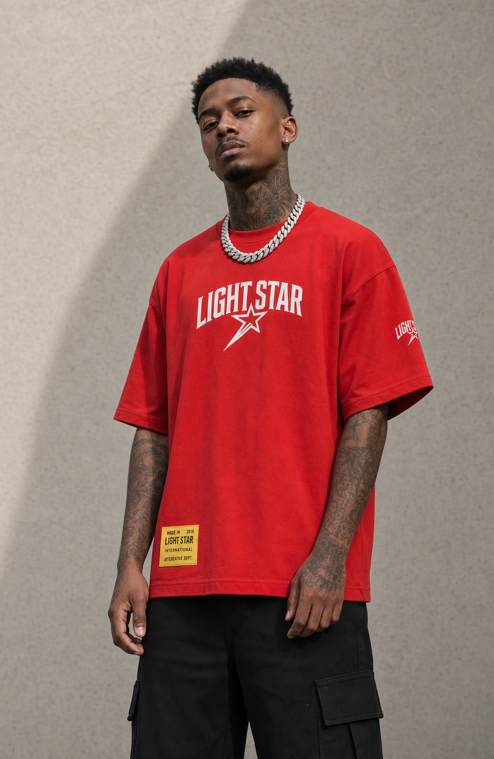 Globe Tee Red / White front