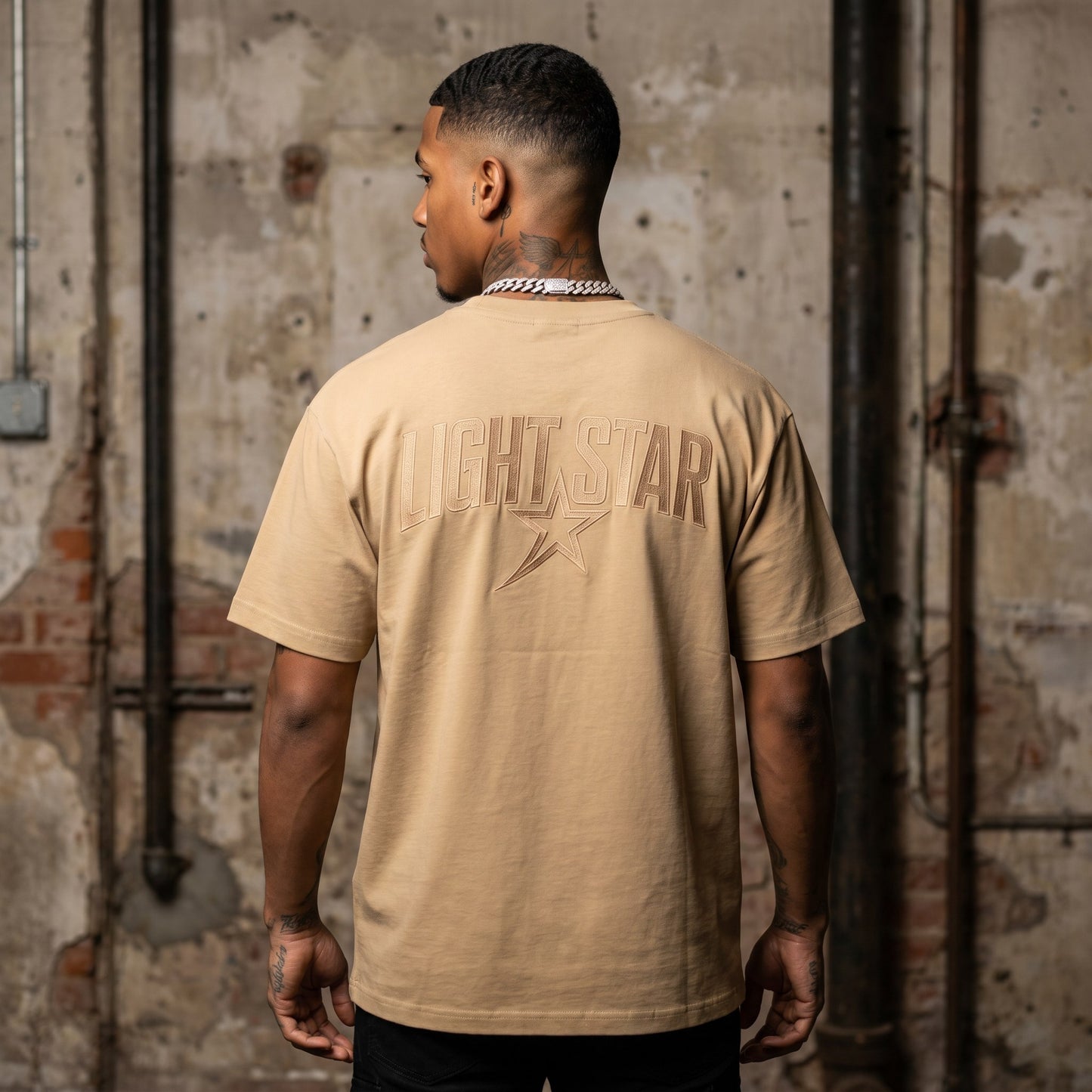 Layering Premium Tee Desert Sand back