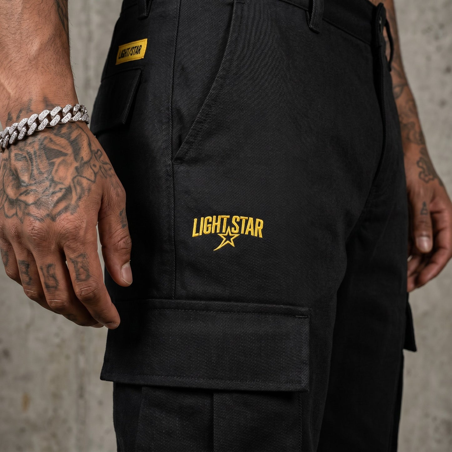 Light Star Cargo Charcoal Black detail