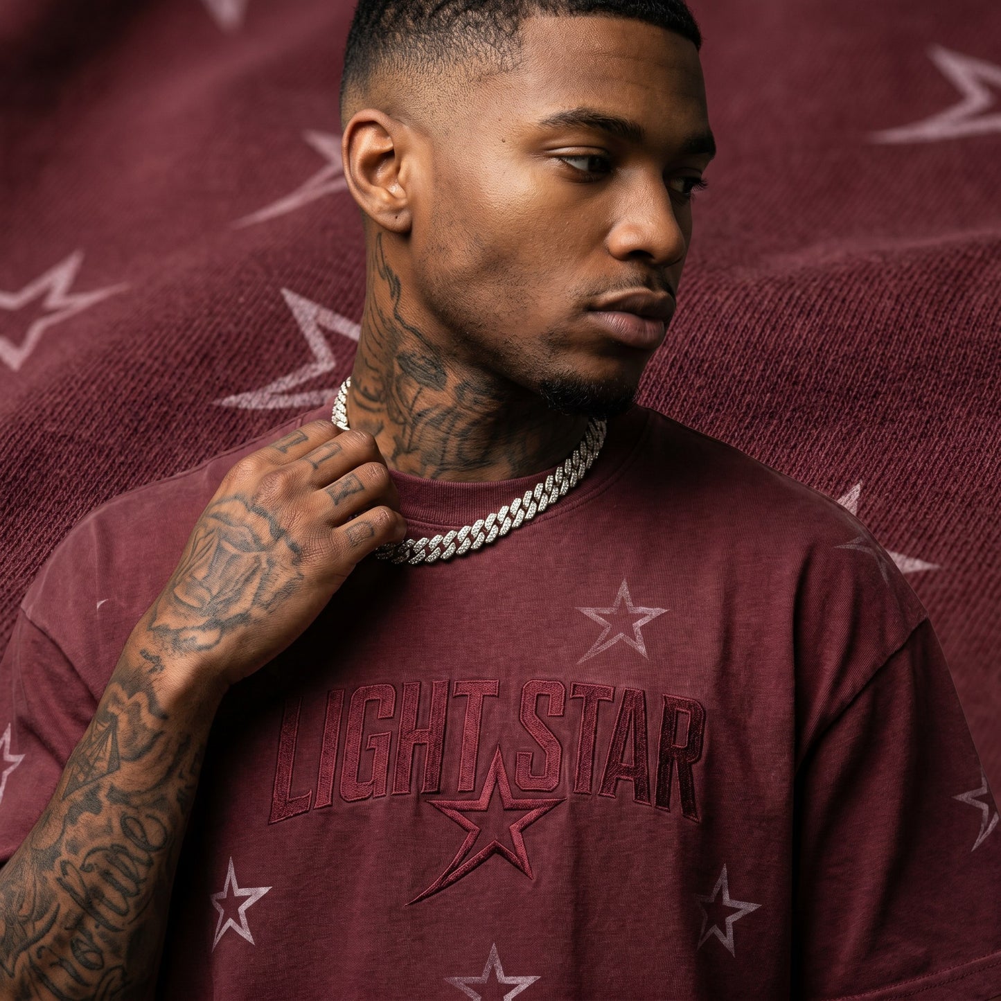 Light Star Crest Heavy Tee Washed Burgundy detail