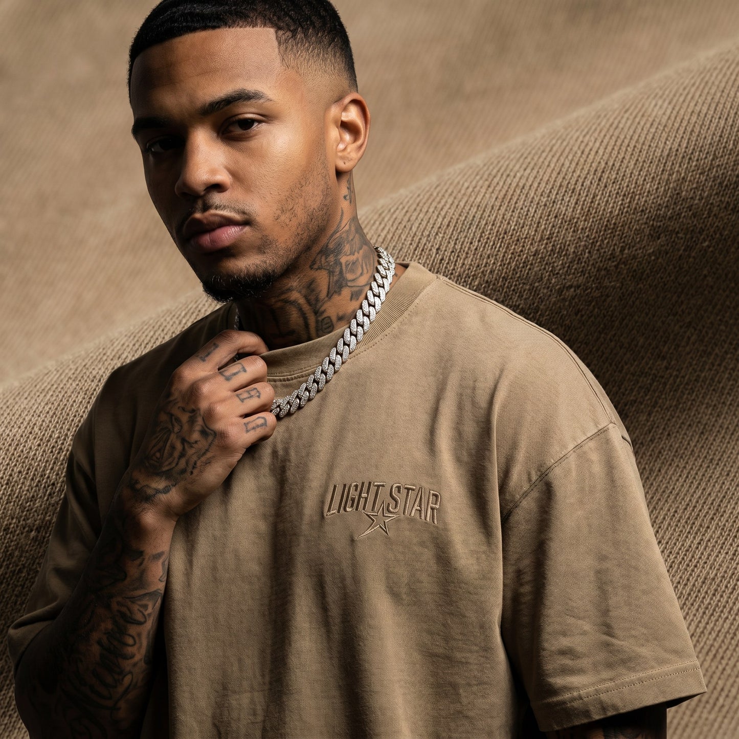 Logo Loop Heavy Tee Stone Khaki detail