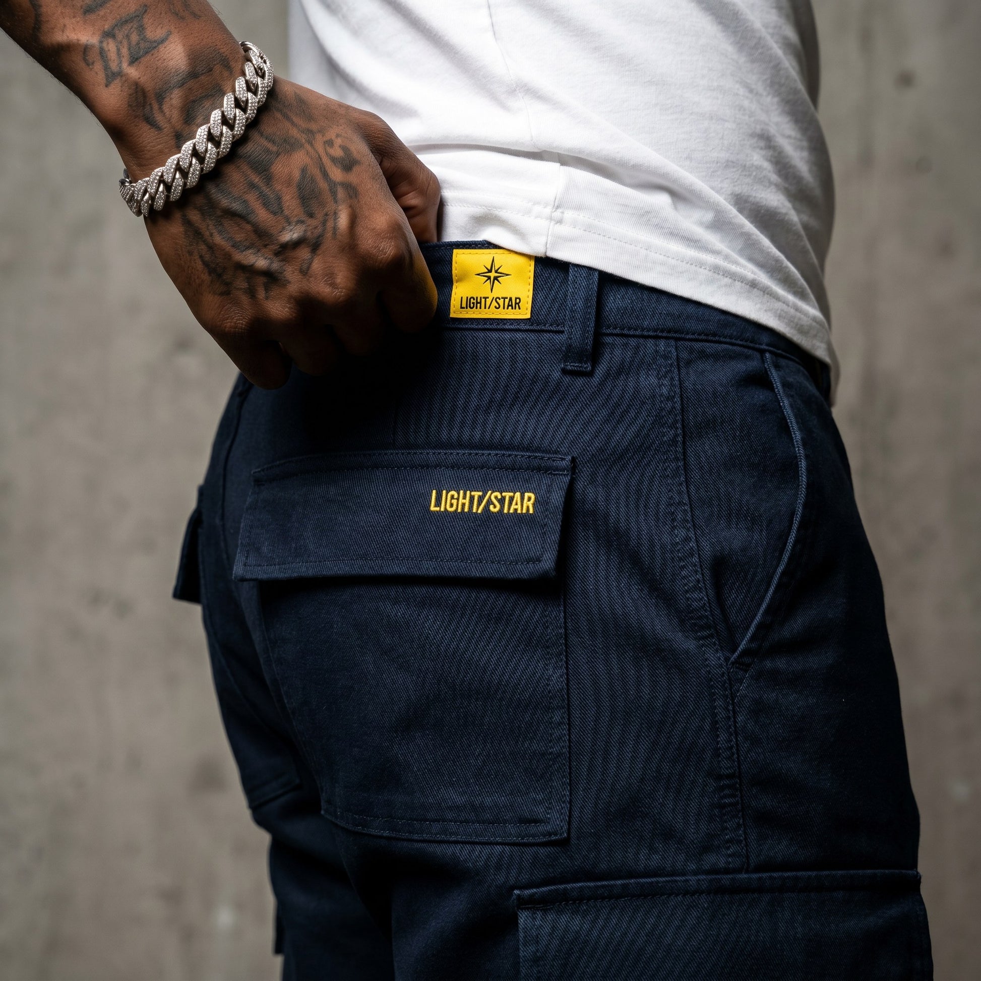 LS Tactical Cargo Navy Storm detail