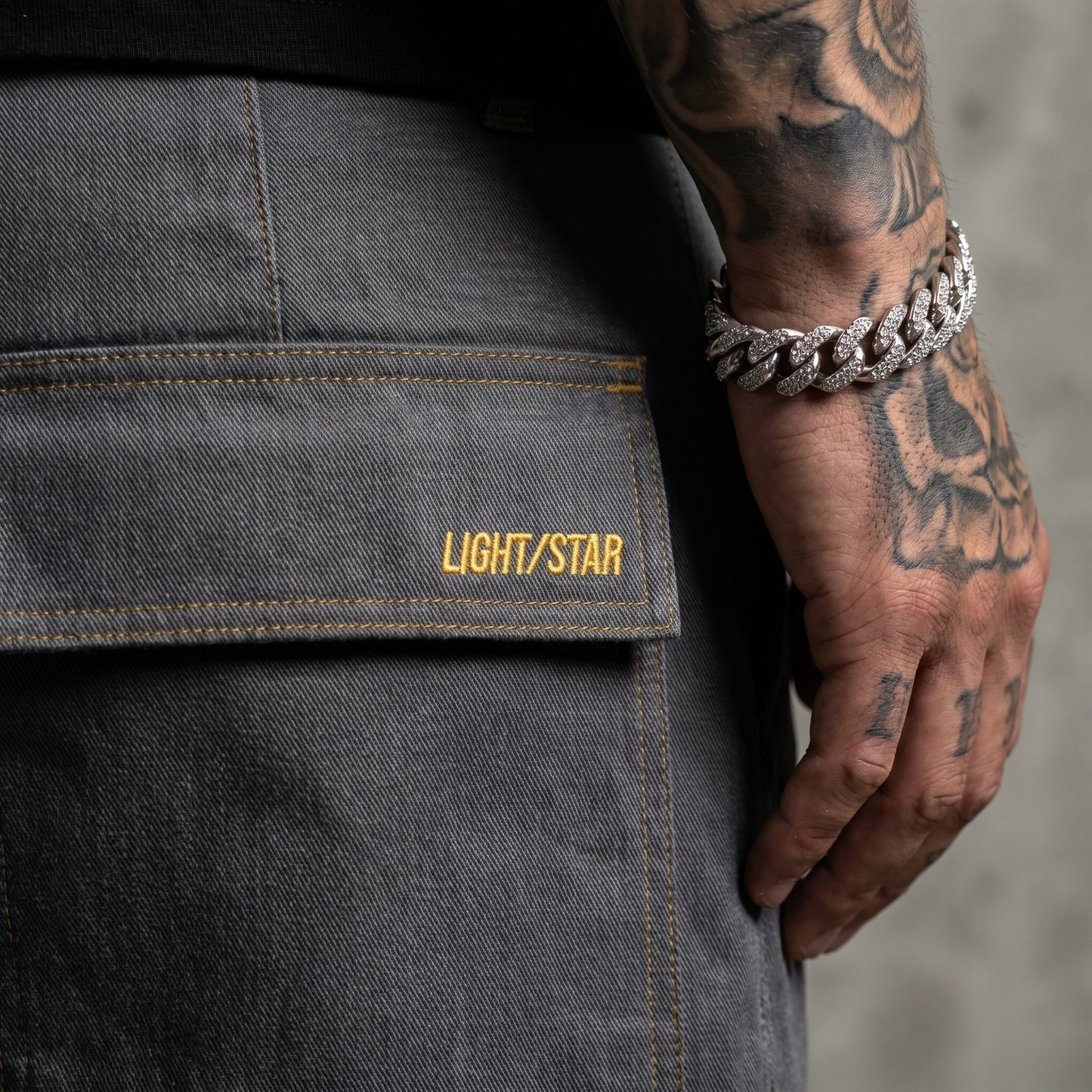 Modular Cargo Pant Concrete Grey detail