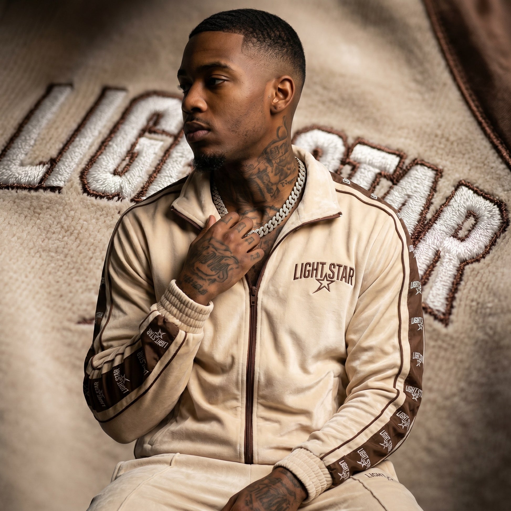Nylon Statement Jacket Cream/Brown detail