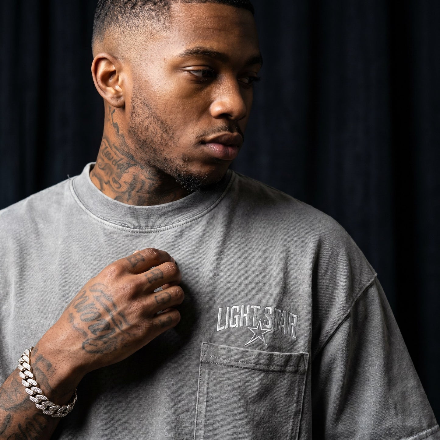 Off Centered LS Heavy Tee Acid Wash Grey detail