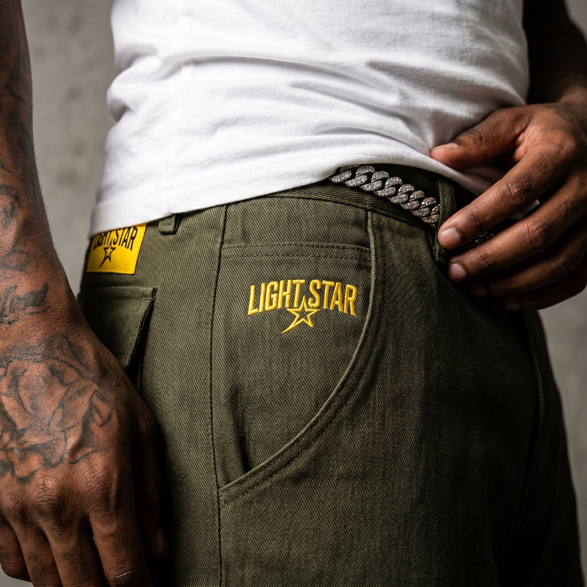 Strap Cargo Pant Olive Cargo detail